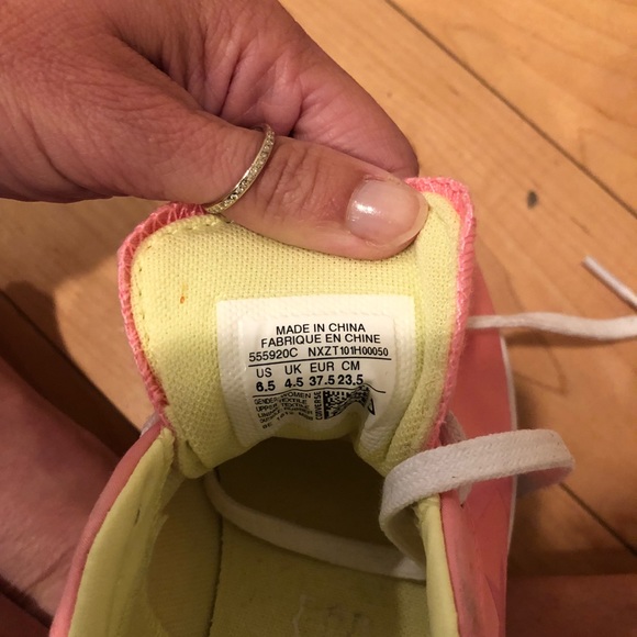 Converse pink - Picture 4 of 4